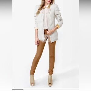 Dittos Light Brown Jeans
Dittos Jessica Mid-Rise Nutmeg Brown Jeggings
Size 26